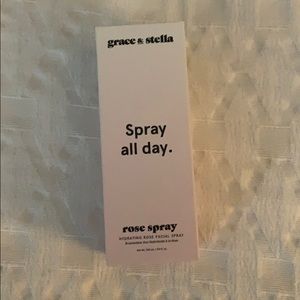 grace & stella Spray All Day rose spray